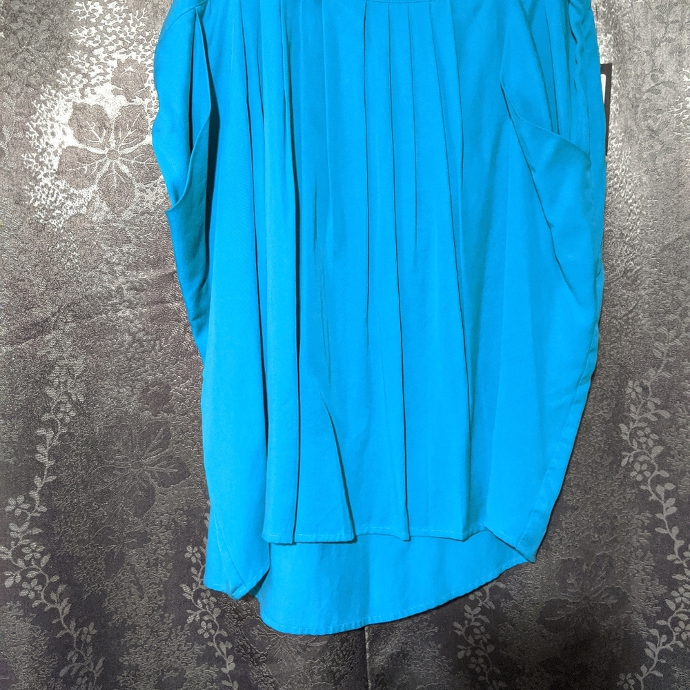 NWT Flowy Skirt